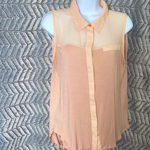 Blush button down high/low